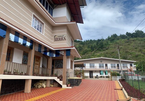 Hotel Sierra