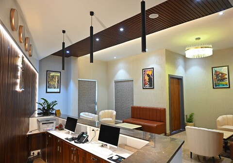 HOTEL LAMP INN PANCHKULA