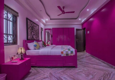 TrulyEarthly Apartments