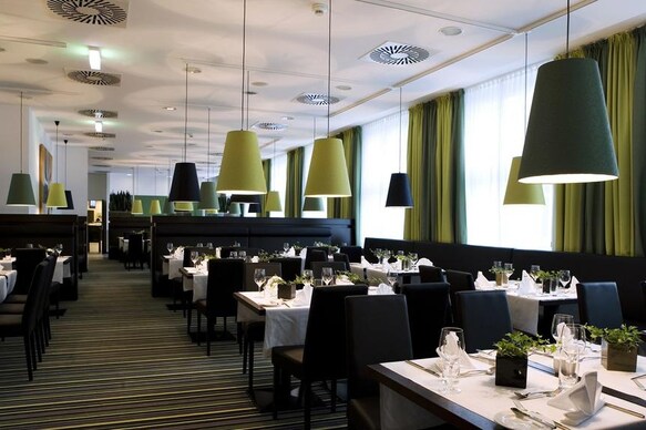 Hotel City Grand