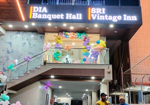 Hotel Sri Vintage Inn