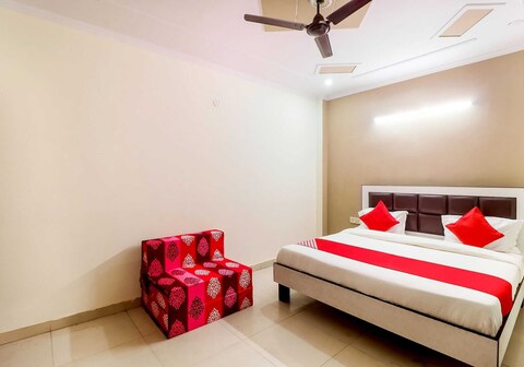 Hotel O Metro Inn