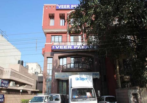 Hotel Veer Palace - Near Bhikaji Cama Palace