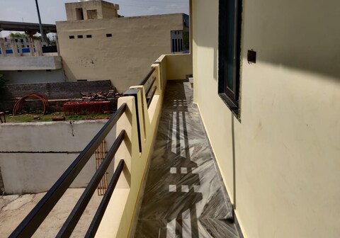 King Palace and Resort