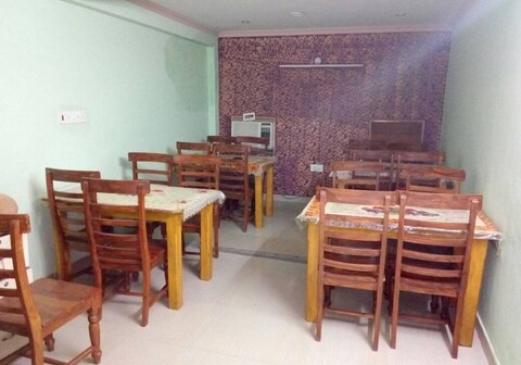 Hotel Choudhary Palace