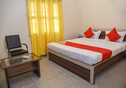 OYO Hotel Vibrant Inn
