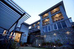 Cherry Blossom Homestay | Rooms & Restaurant, Kodaikanal Cherry Blossom Homestay | Rooms & Restaurant, Kodaikanal