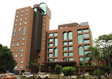 Hotel Sai Palace Grand