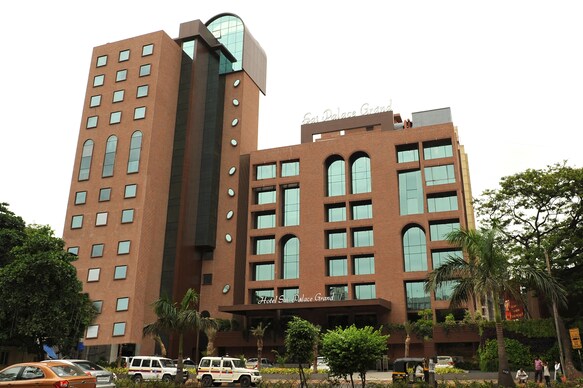 Hotel Sai Palace Grand