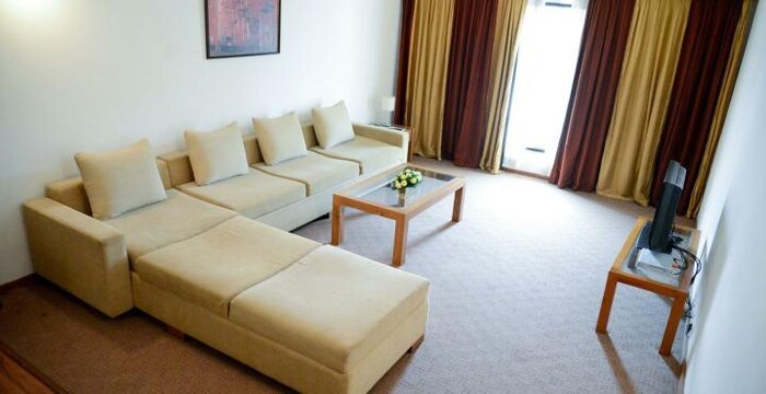 The Avenue Regent-Opal Suite4