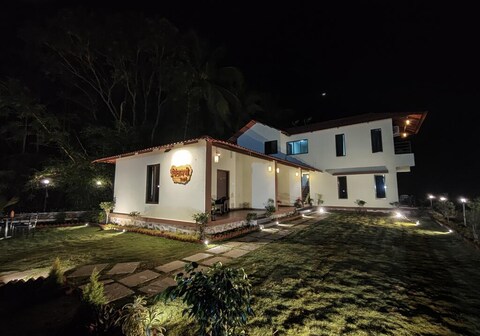 ILIF 2761 CHINTAMANI HOME