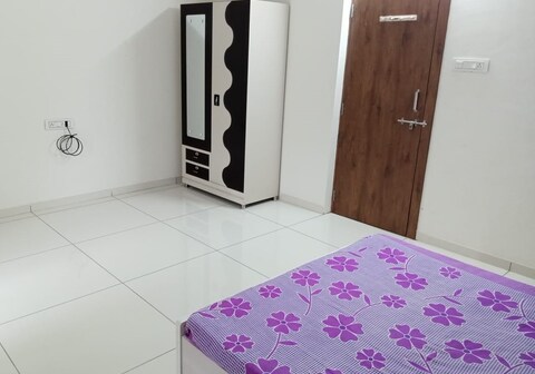 Rajkot Male Hostel & PG