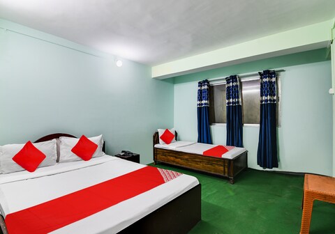 Hotel O Divya Dristi