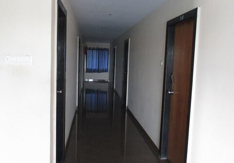 DURIYA MOHANRAO(MANYAM RESORT)