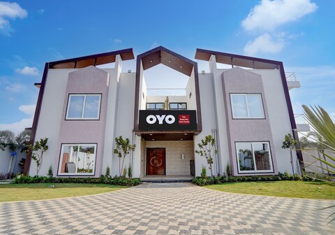 HOTEL O THE RUBY RAYS FARMHOUSE