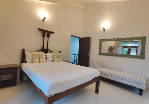 Villa Acaso A cheerful 4bhk Field View Villa