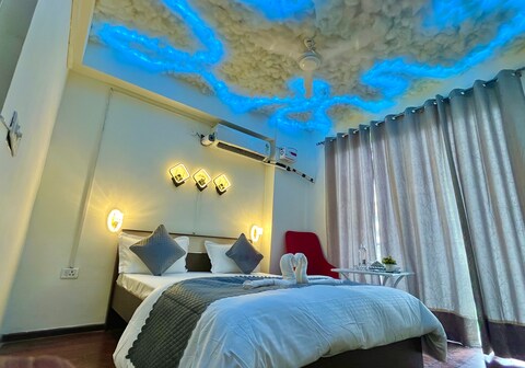 Skyline Luxe Ultra Luxury 2BHK