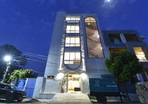 Antra Stay by Ashoka Group @ Udaipur City Railway Station