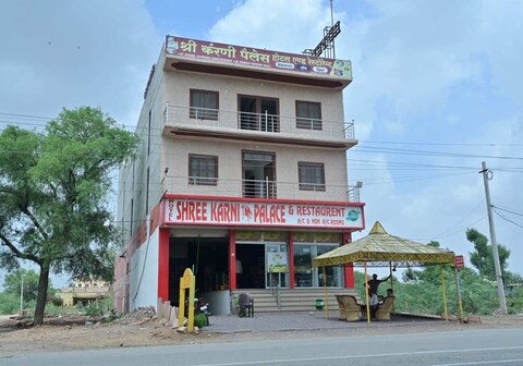 Hotel Shri Karni Palace And Restaurant