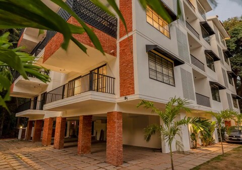 Staymaster Nest 1BR AC Wi-Fi Calangute