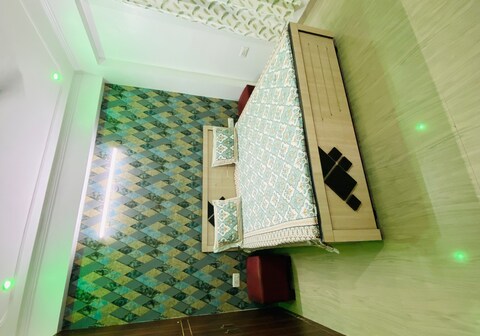 Hotel and BNB Solanki Residency Jaipur