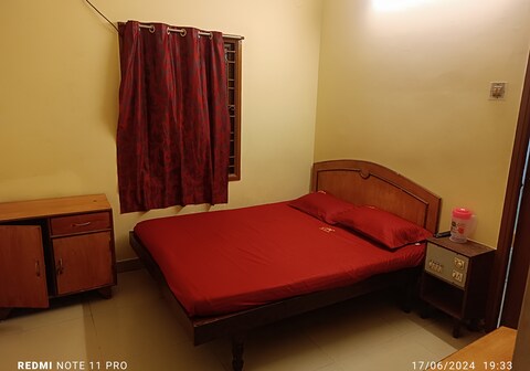 ADITHYA BOARDING & LODGING