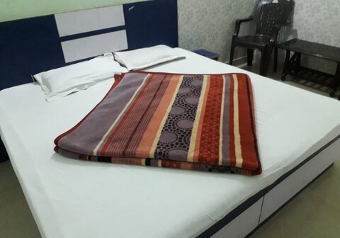 Hotel New View Green Katra