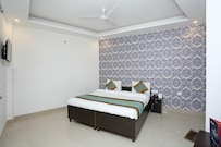 OYO 11384 Hotel Diamond Blue, Delhi OYO 11384 Hotel Diamond Blue, Delhi