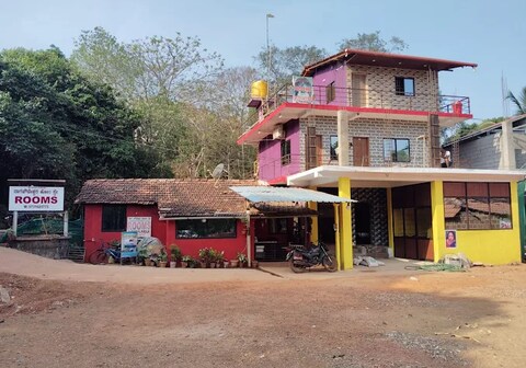 NAGACHOWDESHWARI HOME STAY