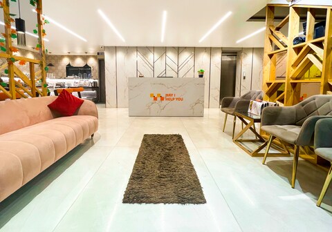 Bestinn Leisure Triton Suites