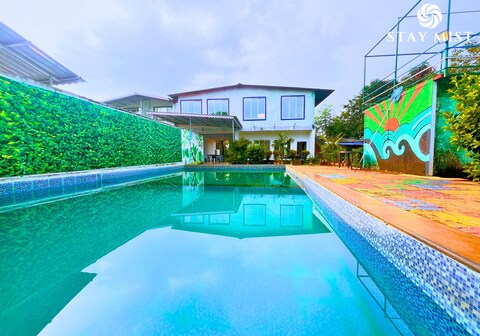 Staymist | Forest Lake Villa