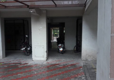 Independent Studio Apartment