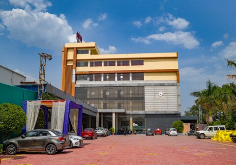 PUNYAH HOTEL AND RESORT, INDORE