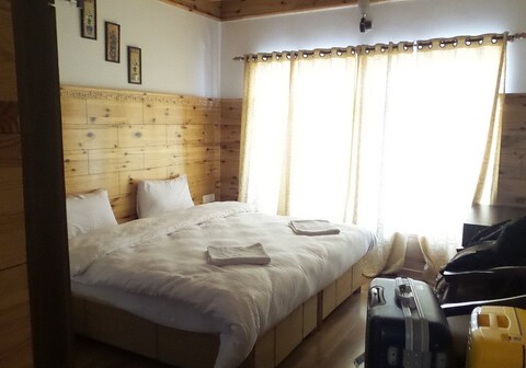 Ruthpa Homes By Rovers Den