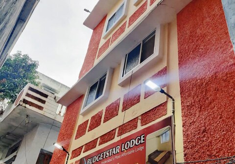 BudgetStar Lodge