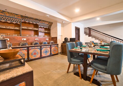 Voyage Glenz Resort