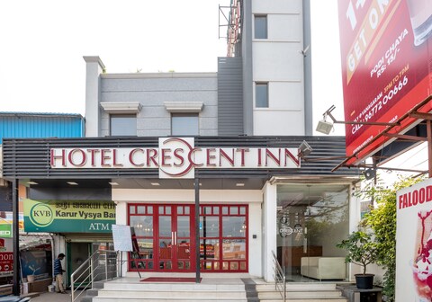 HOTEL CRESCENT INN (VANAGARAM, APOLLO HOSPITAL & RAMACHANDRA MEDICAL CENTRE)