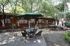 OYO 29068 The Green Petal Resort, Gwalior OYO 29068 The Green Petal Resort, Gwalior
