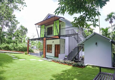 Hidden Grove Pool Villa