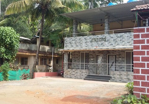 Siddharth Holiday Home