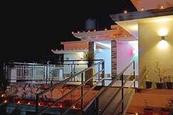 Golden Cherry, Munnar Golden Cherry, Munnar