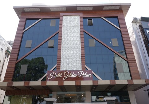 Hotel Golden Palace.