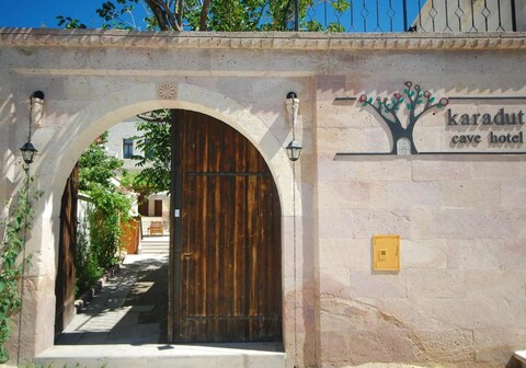 Karadut Cave Hotel