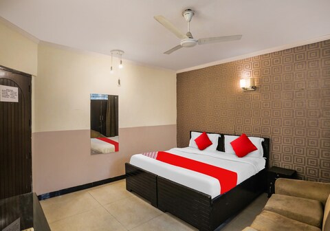 Hotel O Royal Galaxy