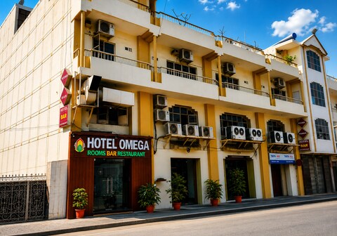 Omega Hotel