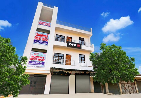 SPOT ON Hotel Aarya Inn