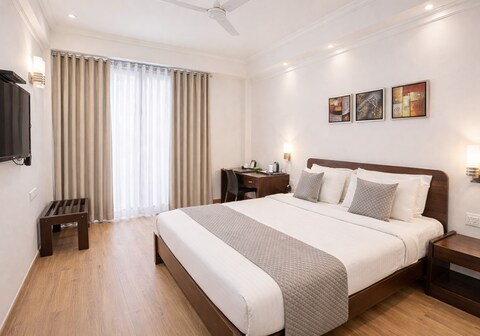 EMBLEM - Arjun Marg, Golf Course Road, Gurgaon