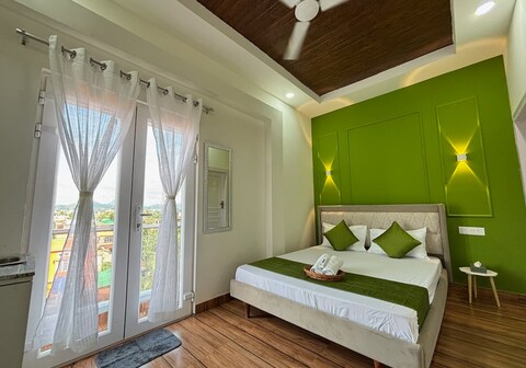 Olive Tiny Studio by BeauMonde Studio