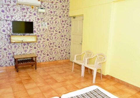 VISHAL HOLIDAY HOMES