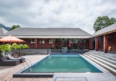 SaffronStays The Mistty Mountain